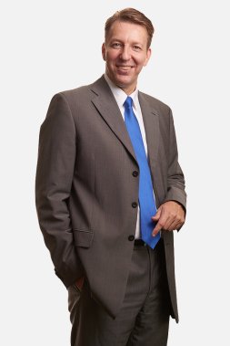 portrait_hw_800.jpg