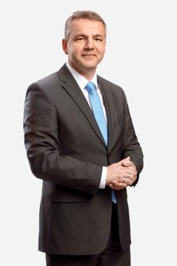 portrait_sb_800.jpg